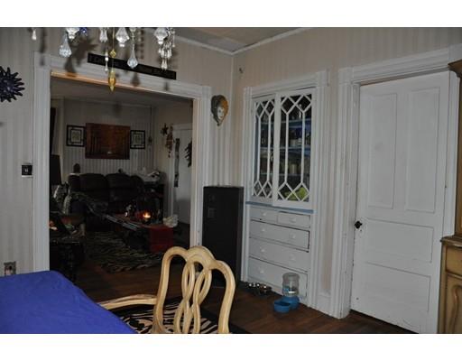 27 Elm St, Webster, MA 01570 photo 8