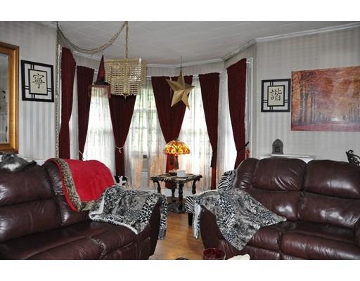 27 Elm St, Webster, MA 01570 photo 6