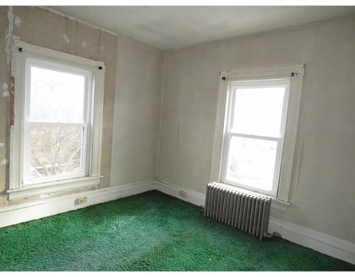 89 Maple St, Easthampton, MA 01027 photo 12