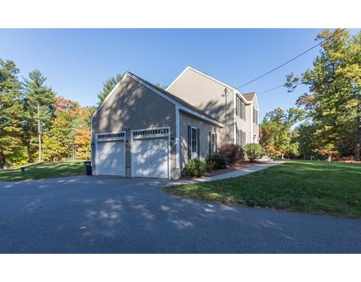 36 Webster Ave, Pelham, NH 03076 photo 3