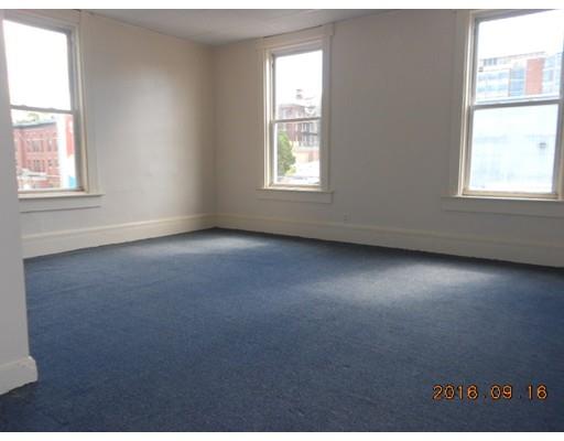 167 Chandler, Worcester, MA 01609 photo 5