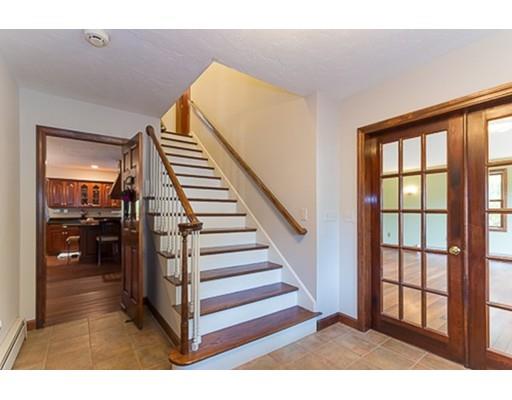77 Maple Ave, Hanover, MA 02339 photo 3