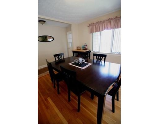 25 Emerson St, Worcester, MA 01604 photo 9