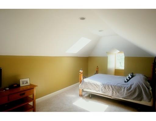 25 Emerson St, Worcester, MA 01604 photo 19