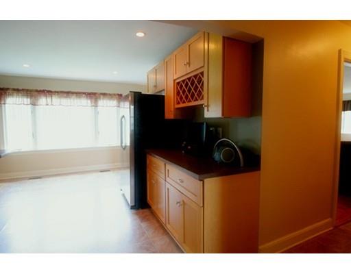 25 Emerson St, Worcester, MA 01604 photo 5