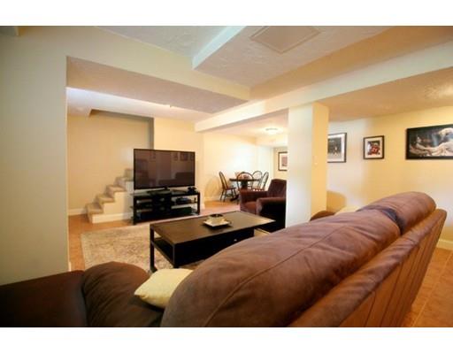 25 Emerson St, Worcester, MA 01604 photo 24