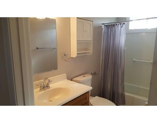 35 Forest St, Chicopee, MA 01013 photo 15