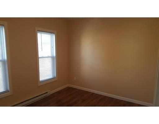35 Forest St, Chicopee, MA 01013 photo 18