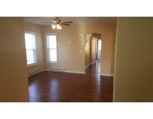 35 Forest St, Chicopee, MA 01013 photo 8