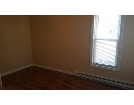 35 Forest St, Chicopee, MA 01013 photo 16