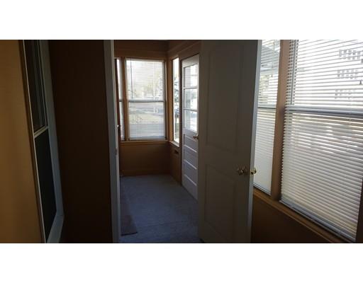35 Forest St, Chicopee, MA 01013 photo 11