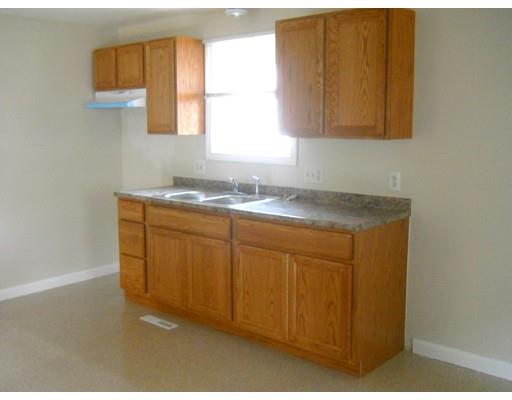68 Watling St, Springfield, MA 01104 photo 7