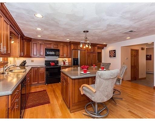 63 Mill St, Middleton, MA 01949 photo 9