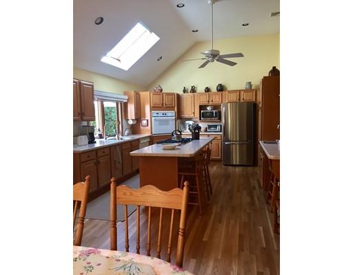 208 Surf Dr, Mashpee, MA 02649 photo 8
