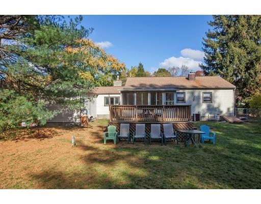 45 Davis St, Hanover, MA 02339 photo 2