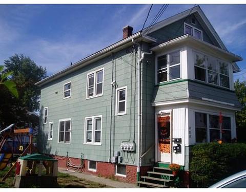 18 Chestnut St, Chicopee, MA 01013 photo 3