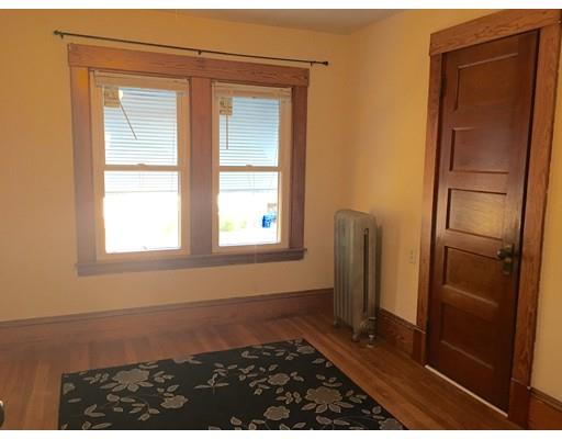 132 Windemere St, Springfield, MA 01104 photo 14