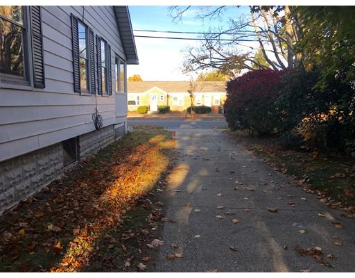 132 Windemere St, Springfield, MA 01104 photo 18