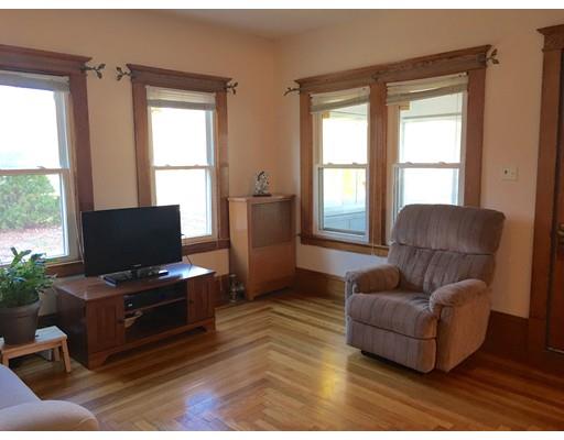 132 Windemere St, Springfield, MA 01104 photo 5