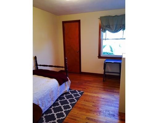 35 Jean Dr, Springfield, MA 01104 photo 9