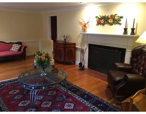 14 Windemere Rd, Wellesley, MA 02481 photo 3