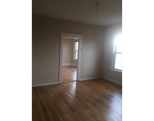 82 Harrison St, Worcester, MA 01604 photo 8