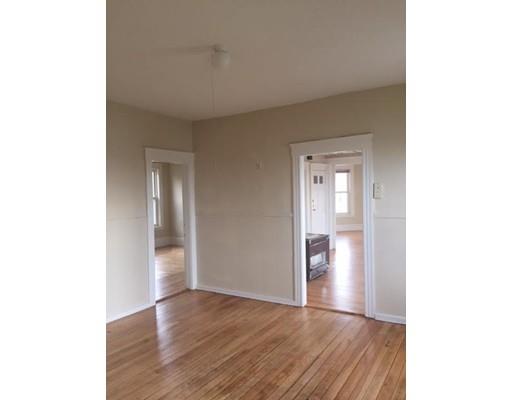 82 Harrison St, Worcester, MA 01604 photo 5