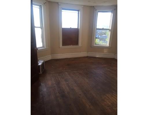82 Harrison St, Worcester, MA 01604 photo 10