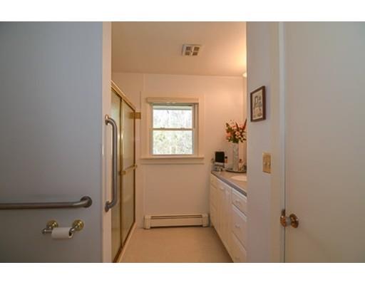 28 Pearl St, Upton, MA 01568 photo 12