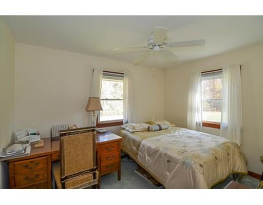28 Pearl St, Upton, MA 01568 photo 13
