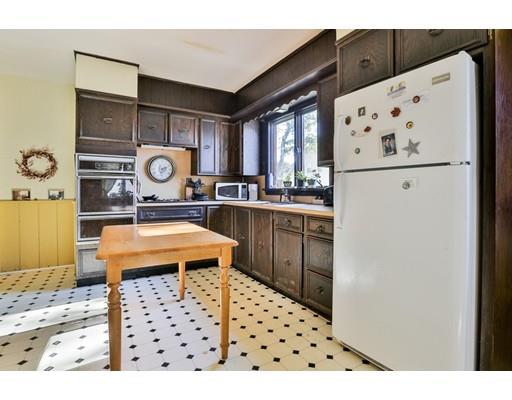 82 Middlesex Ave, Reading, MA 01867 photo 9