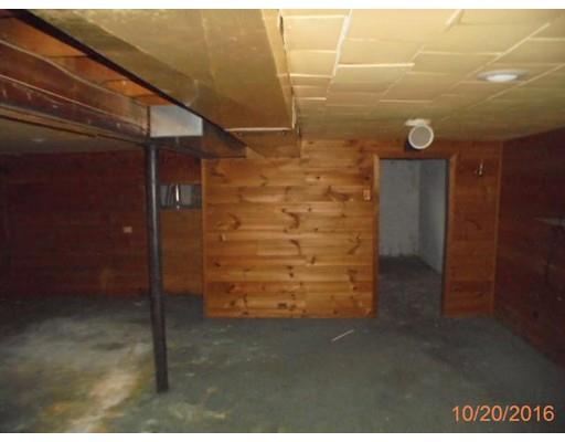 131 Ellendale Cir, Springfield, MA 01128 photo 11