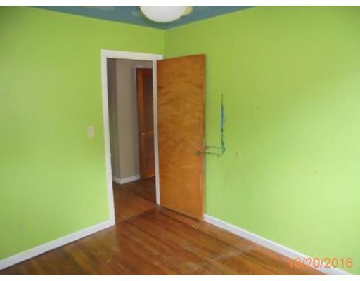 131 Ellendale Cir, Springfield, MA 01128 photo 8