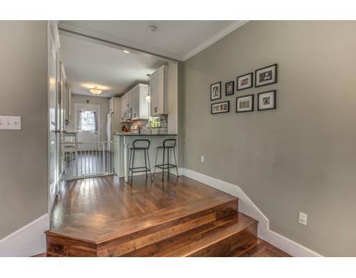 10 Minot St, Reading, MA 01867 photo 8