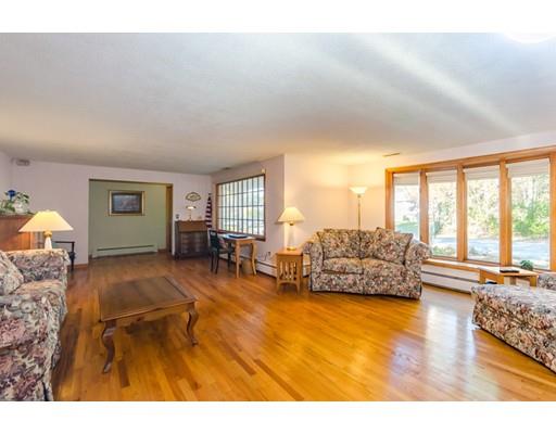 5 Juniper St, Hudson, NH 03051 photo 7
