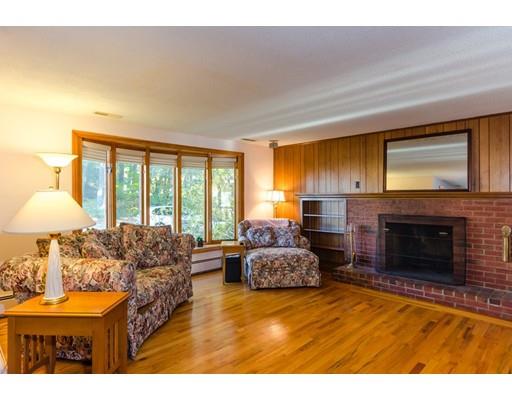 5 Juniper St, Hudson, NH 03051 photo 4