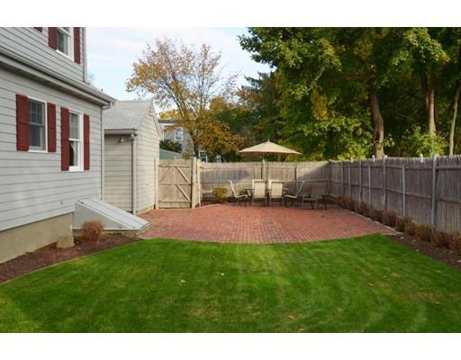 12 Prospect St, Danvers, MA 01923 photo 4