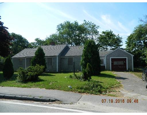 49 Charles St, Hyannis, MA 02601 photo 1