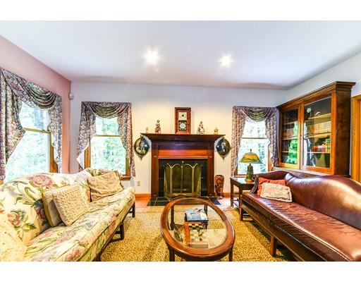 22 Plumbley Rd, Upton, MA 01568 photo 9