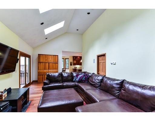 22 Plumbley Rd, Upton, MA 01568 photo 13