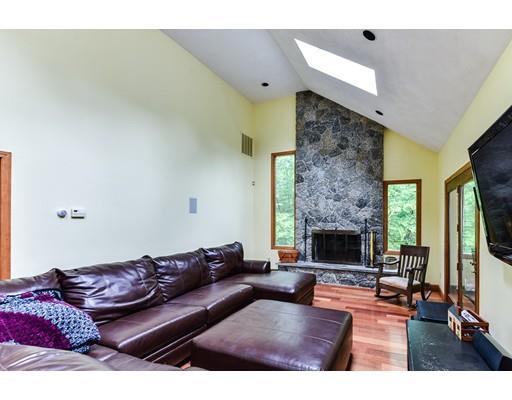 22 Plumbley Rd, Upton, MA 01568 photo 12