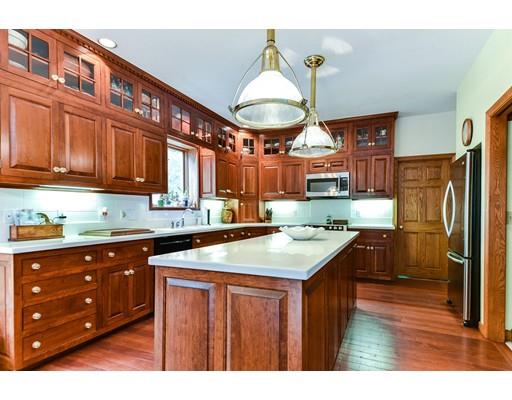 22 Plumbley Rd, Upton, MA 01568 photo 3