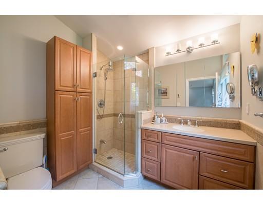 7 Lantern Ln, Natick, MA 01760 photo 10