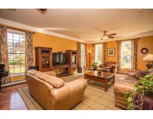 480 Mohawk Rd, Raynham, MA 02767 photo 11