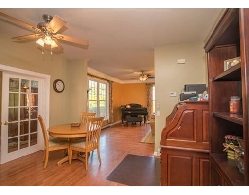 480 Mohawk Rd, Raynham, MA 02767 photo 9