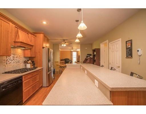 480 Mohawk Rd, Raynham, MA 02767 photo 5