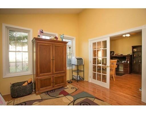 480 Mohawk Rd, Raynham, MA 02767 photo 14