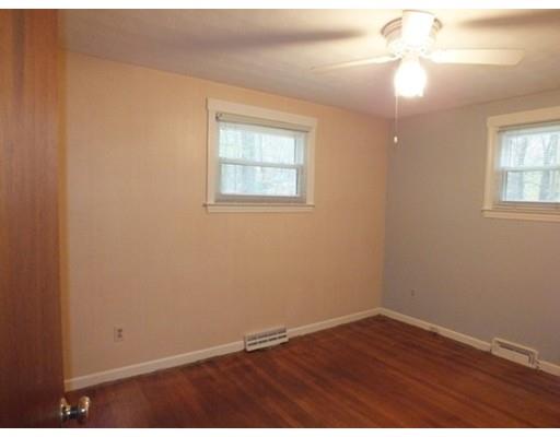 216 Sawmill Rd, Springfield, MA 01118 photo 8