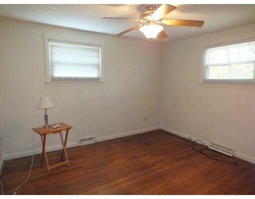 216 Sawmill Rd, Springfield, MA 01118 photo 10