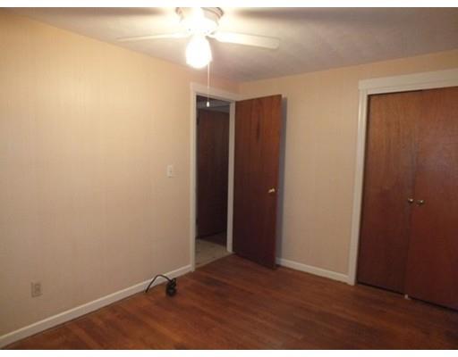 216 Sawmill Rd, Springfield, MA 01118 photo 9